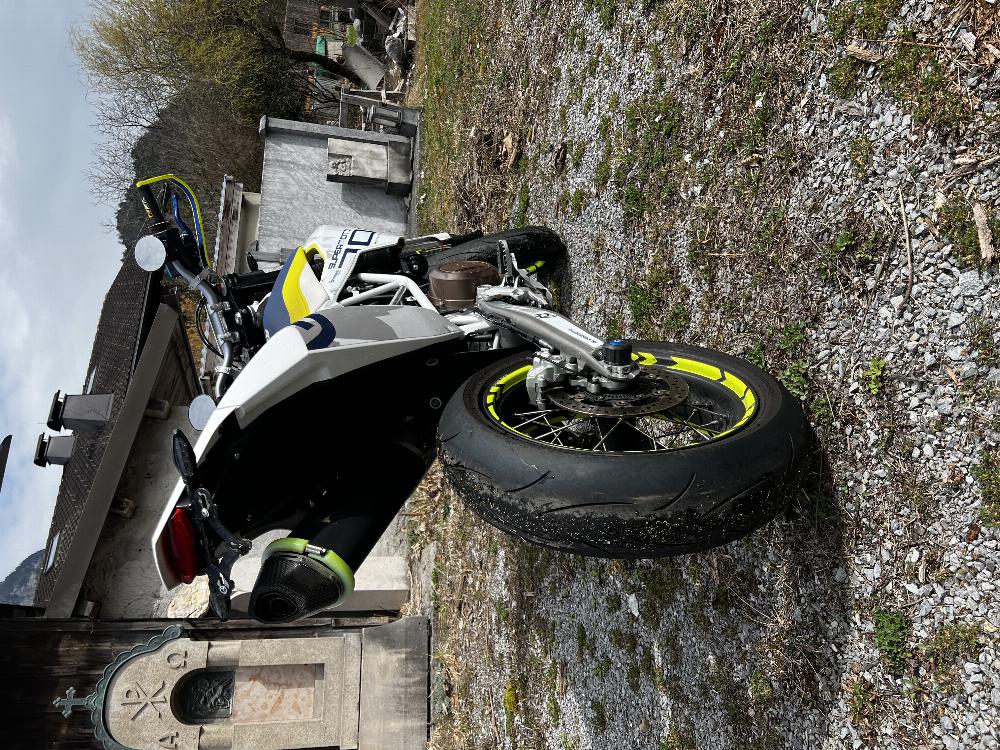 Motorrad verkaufen Husqvarna 701 Supermoto Ankauf